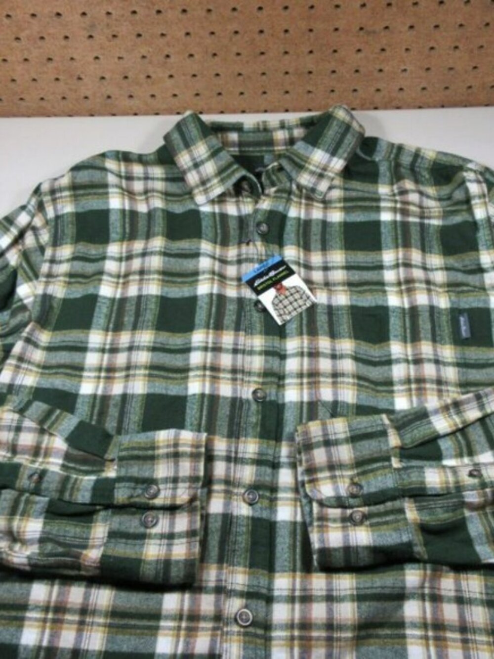 Eddie Bauer mens green brown yellow Bristol plaid outdoor flannel L NWT